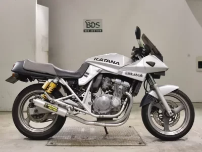 Suzuki GSX250 KATANA