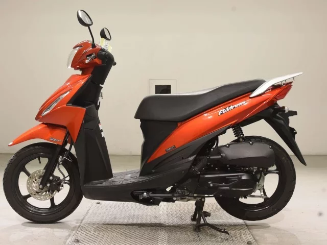 Suzuki ADDRESS110-2
