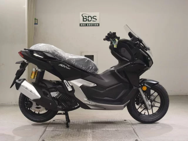 Honda ADV160