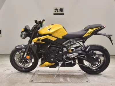 Triumph TRIUMPH STREET TRIPLE RS  с аукциона в Японии