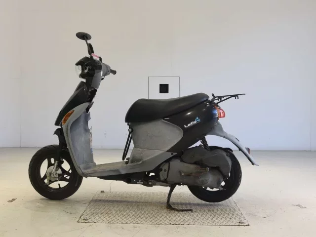 Suzuki LET S4