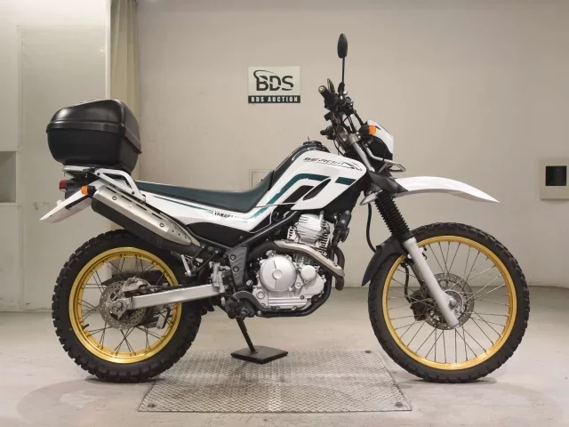 Yamaha SEROW 250