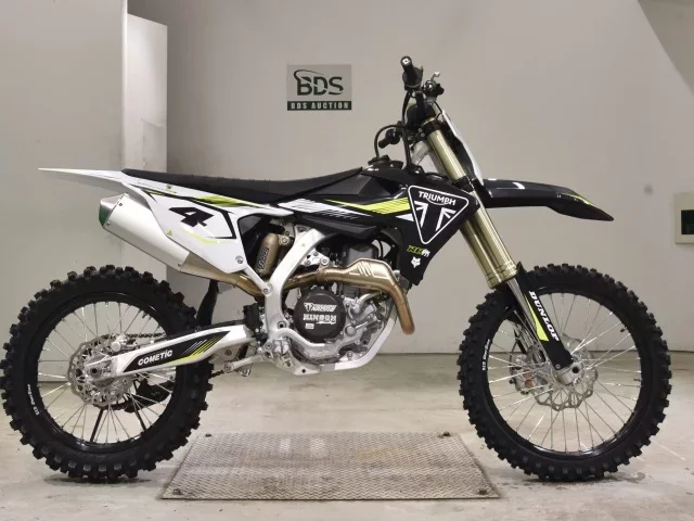 Triumph  TF450RC лот № 2710 оценка 8  с аукциона в Японии