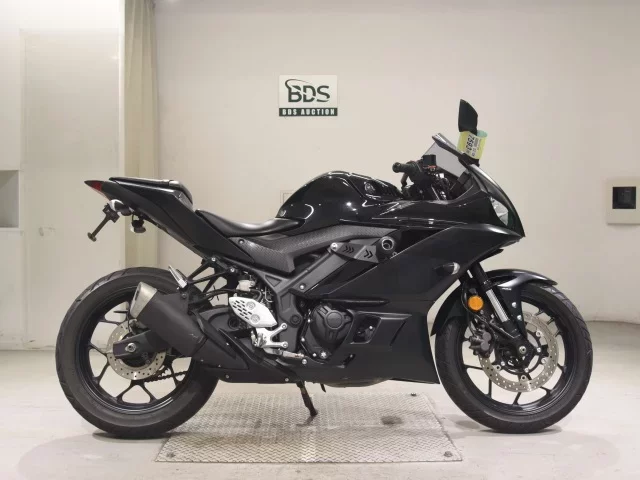 Yamaha YZF-R25A лот № 7593 оценка 5  с аукциона в Японии