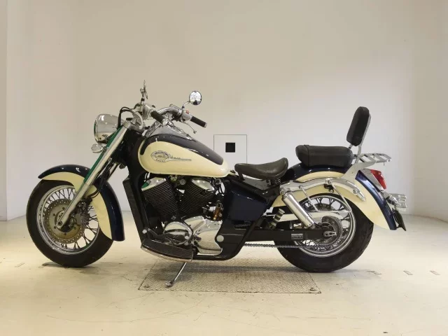 Honda SHADOW750