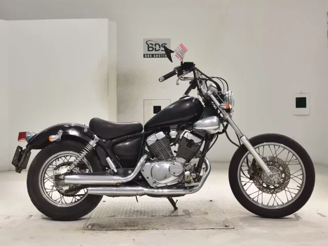 Yamaha VIRAGO 250 SHO LOUIS NOT EQUIPPED