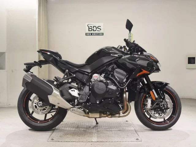 Kawasaki Z H2 лот № 5075 оценка 8  с аукциона в Японии