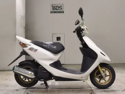 Honda DIO Z4