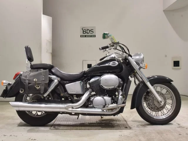 Honda SHADOW400 лот № 2725 оценка 4  с аукциона в Японии