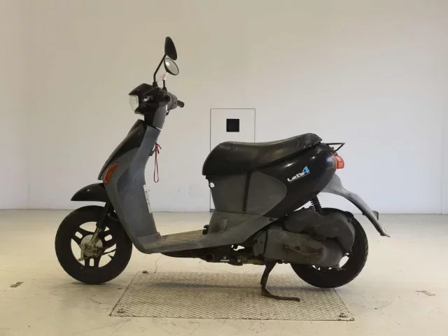 Suzuki LET S4