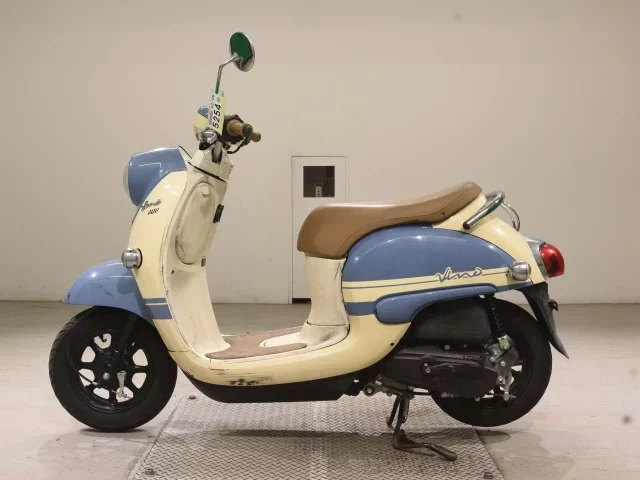 Yamaha VINO-4