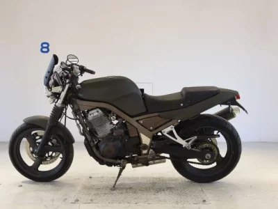 Yamaha SRX400-4