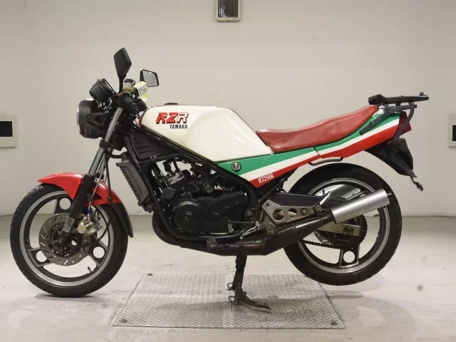 Yamaha RZ250R