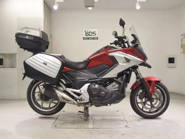 Honda NC750XLD-2A лот № 5244 оценка 4  с аукциона в Японии