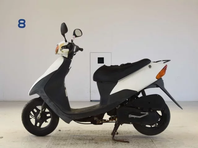 Suzuki LET S2