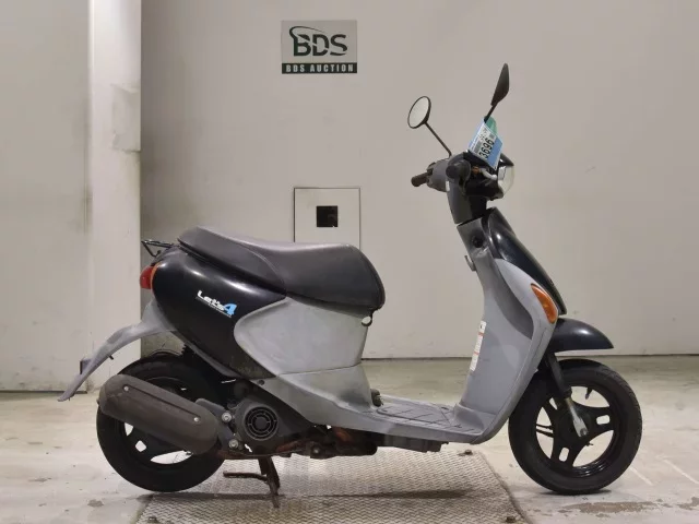 Suzuki LET S4