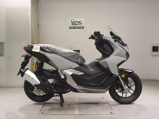 Honda ADV160