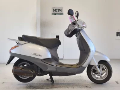 Honda LEAD 100