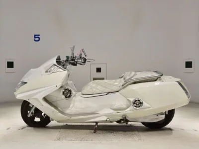 Yamaha MAXAM SHO LOUIS NOT EQUIPPED