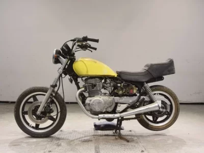 Honda CM400T