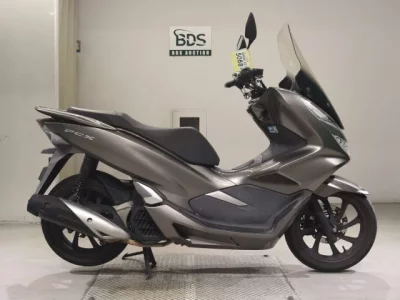 Honda PCX125-3
