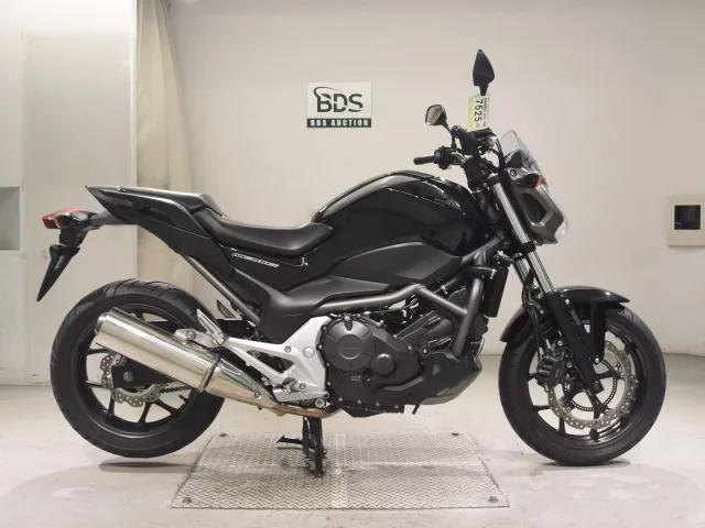 Honda NC700S ABS лот № 7525 оценка 5  с аукциона в Японии