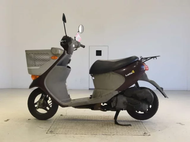 Suzuki LET S4