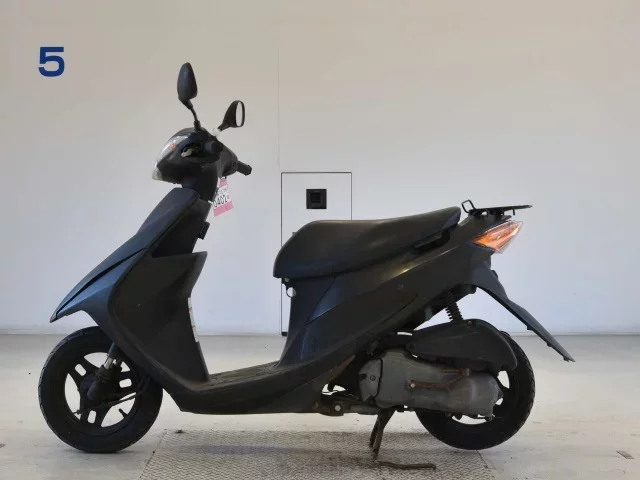 Suzuki ADDRESS V50