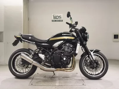 Kawasaki Z900RS 2021