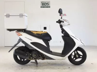 Suzuki ADDRESS V50