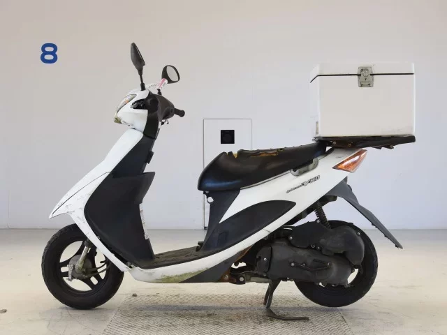 Suzuki ADDRESS V50