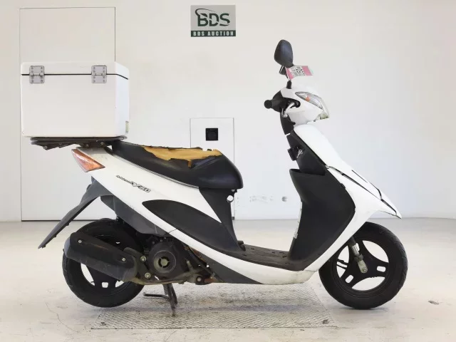 Suzuki ADDRESS V50