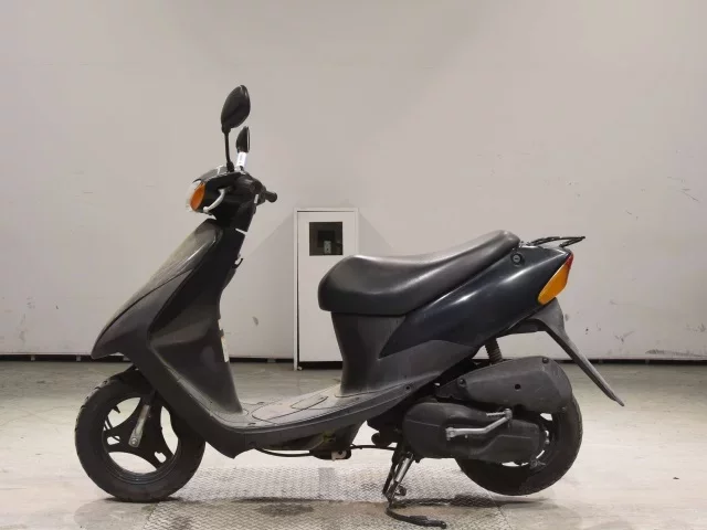 Suzuki LET S2
