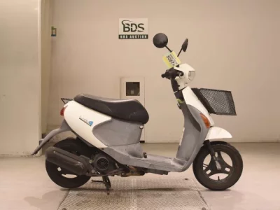 Suzuki LET S4