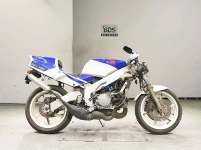 Honda NSR250R-4 SHO LOUIS NOT EQUIPPED