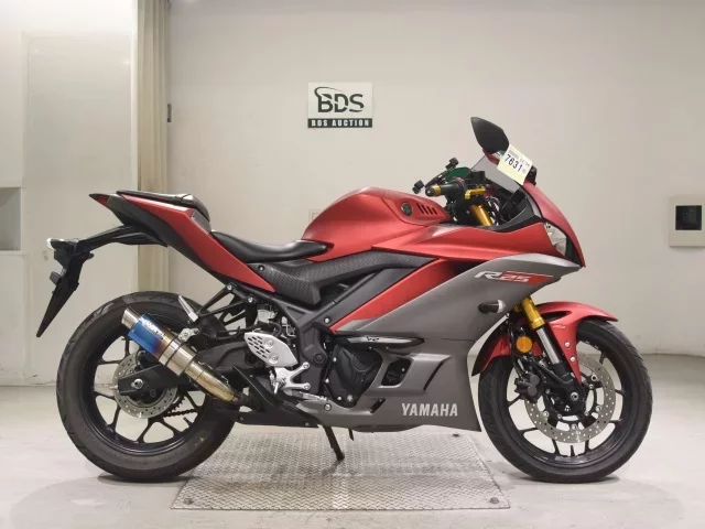 Yamaha YZF-R25A лот № 7631 оценка 5  с аукциона в Японии