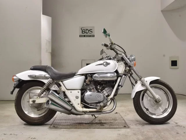 Honda MAGNA 250