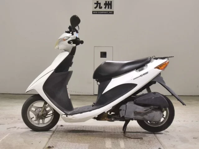 Suzuki ADDRESS V50