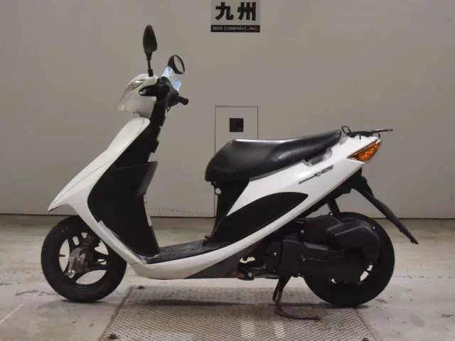 Suzuki ADDRESS V50