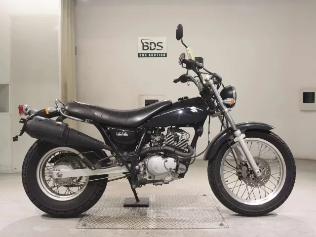 Suzuki VAN VAN 200 лот № 7548 оценка 4  с аукциона в Японии