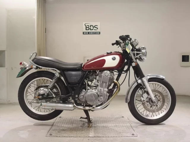 Yamaha SR400-3 лот № 5278 оценка 4  с аукциона в Японии