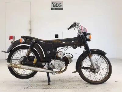 Yamaha YB90