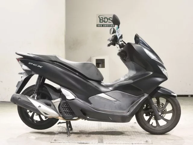 Honda PCX125-3