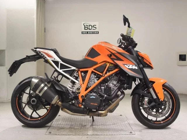 KTM  1290 SUPER DUKE R лот № 5191 оценка 5  с аукциона в Японии