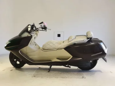 Yamaha MAXAM SHO LOUIS NOT EQUIPPED