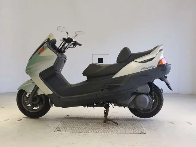 Yamaha MAJESTY 250