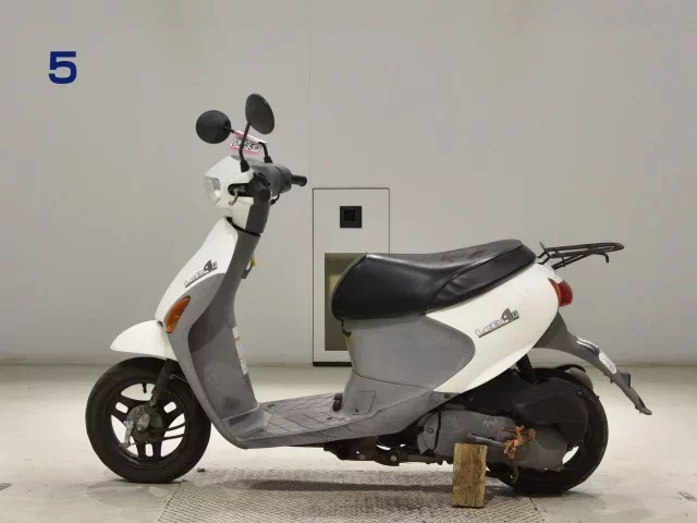 Suzuki LET S4