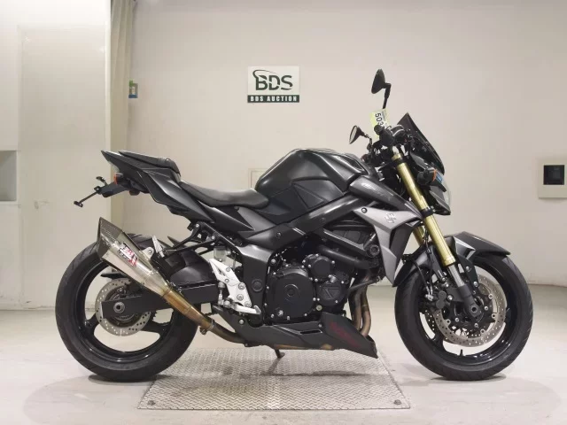 Suzuki GSR750A лот № 5037 оценка 4  с аукциона в Японии