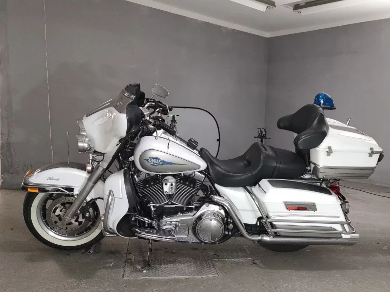 Harley-Davidson HARLEY FLHTC1580