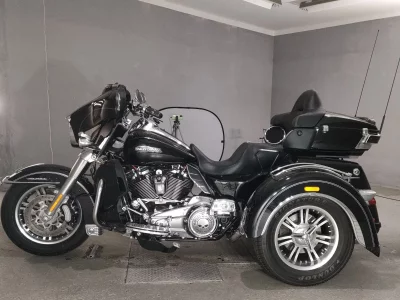 Harley-Davidson HARLEY FLHTCUTG1750 TRIKE